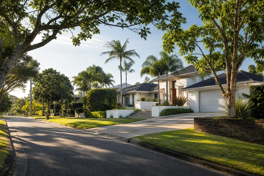 Benowa Buyers Agent established family homes in a leafy Gold Coast residential setting