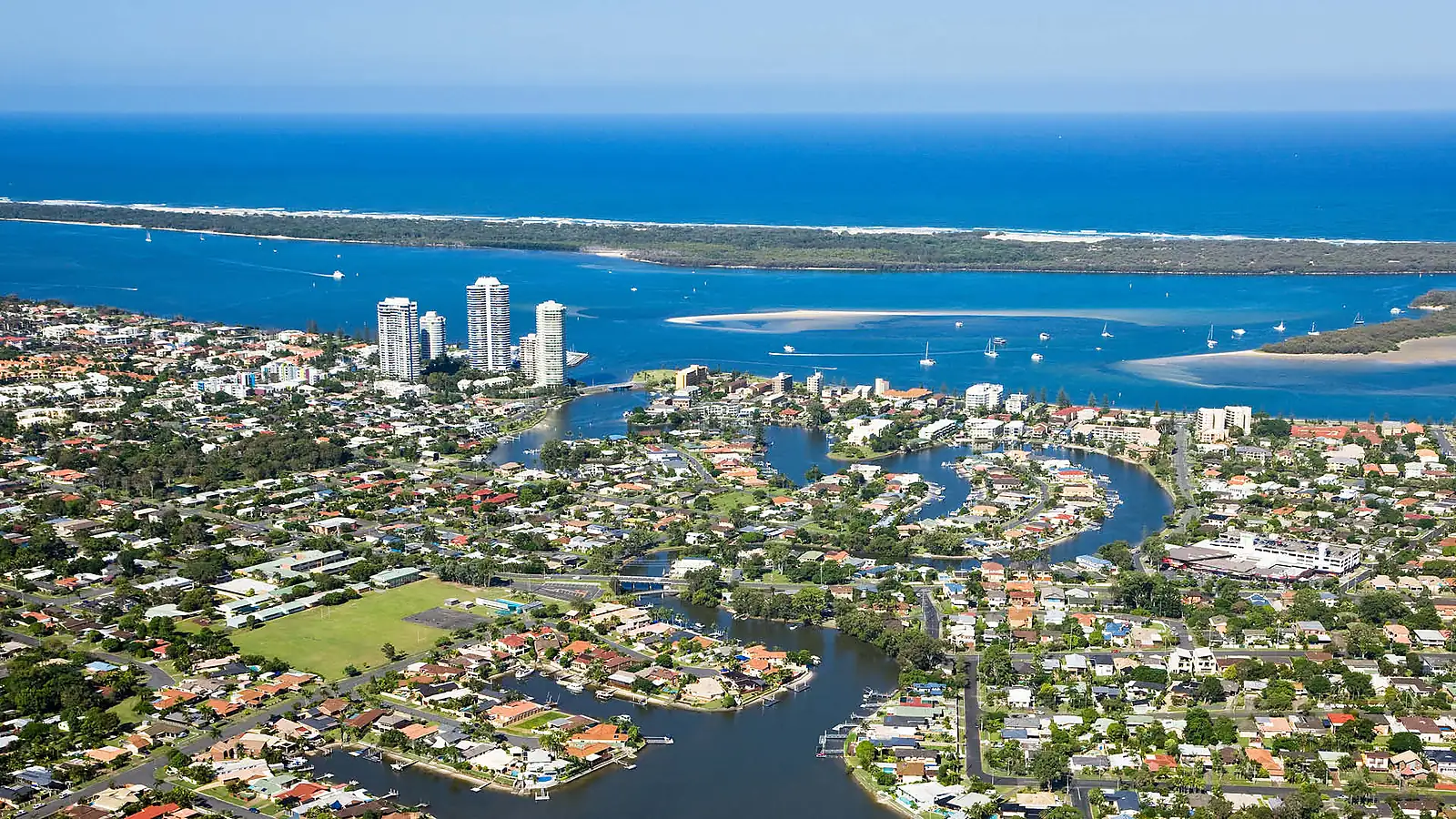 Biggera Waters buyers agent aerial view of the Broadwater, residential streets and waterfront property