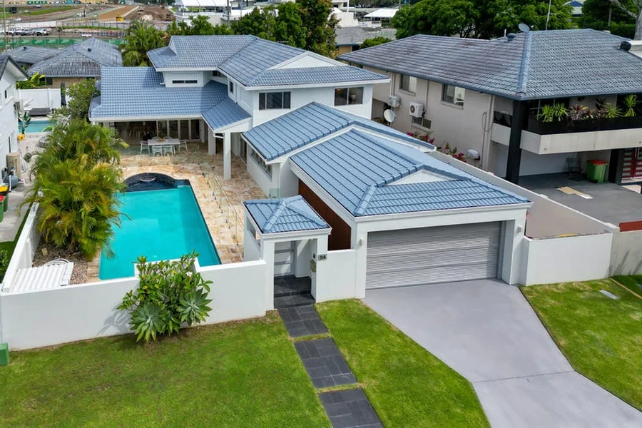 bundall buyers agent established family homes Bundall Buyers Agent established family homes in a leafy central Gold Coast residential setting