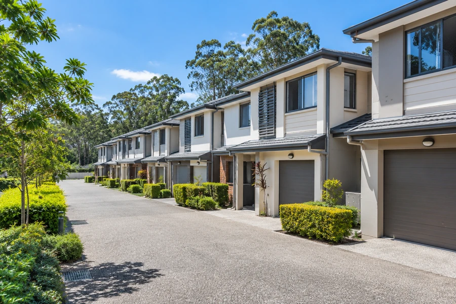 nerang buyers agent townhouses villas final Nerang Buyers Agent townhouse and villa property in a leafy western Gold Coast setting
